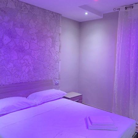 B&B New Paris & Suite Taranto Exterior foto