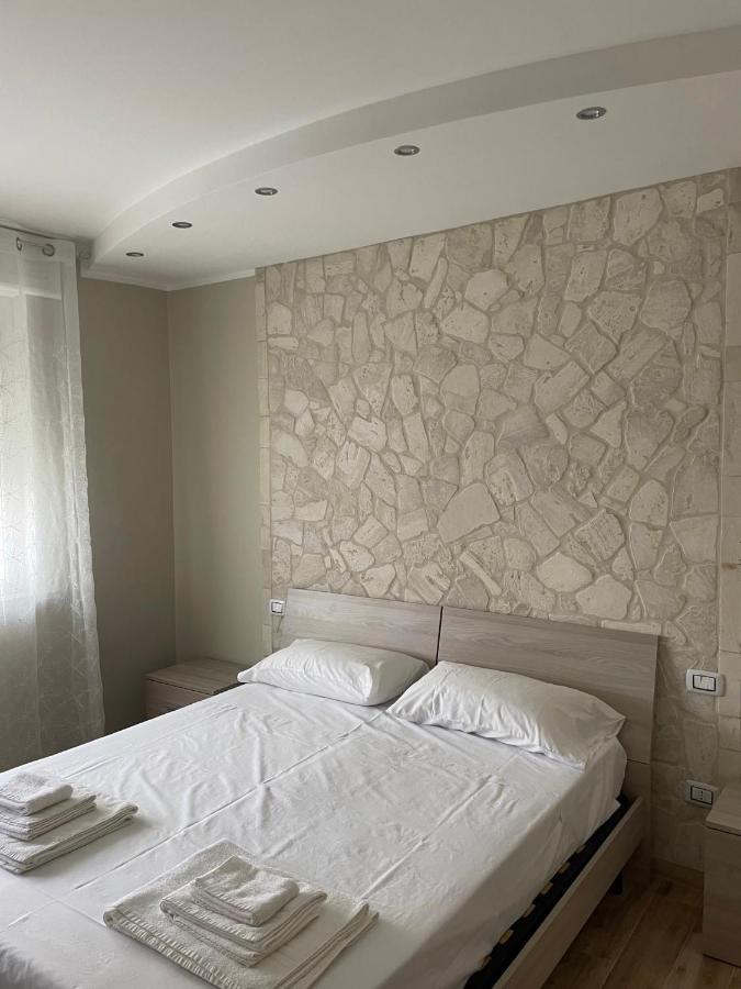 B&B New Paris & Suite Taranto Exterior foto