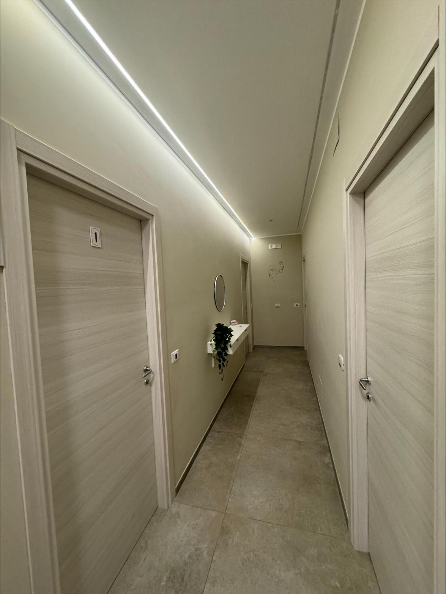 B&B New Paris & Suite Taranto Exterior foto